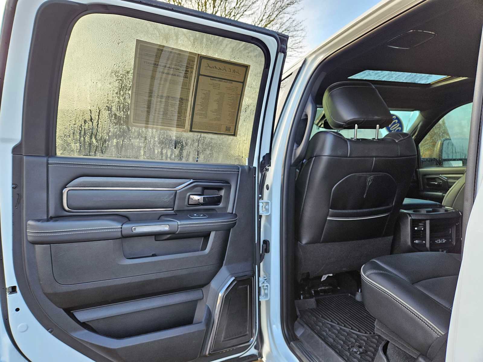 Used 2023 RAM 2500 Limited image 19