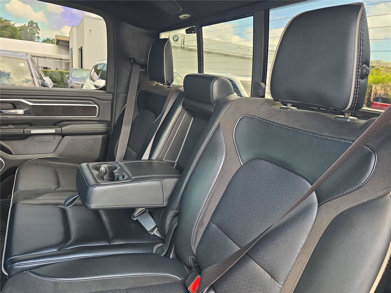 Used 2023 RAM 1500 Laramie AWD/4WD image 14