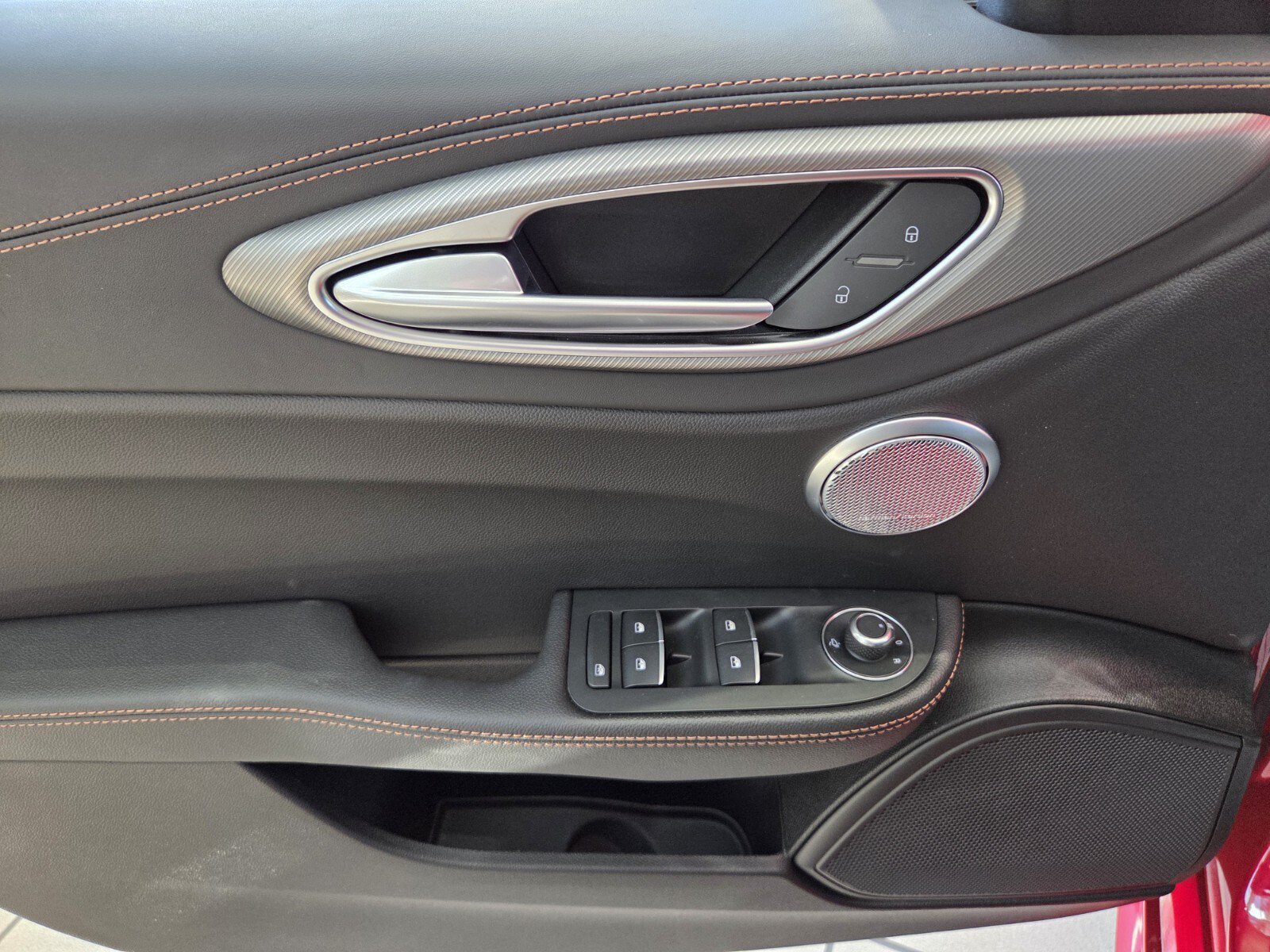 New 2025 Alfa Romeo Giulia w/ Driving Assist Package RWD image 10