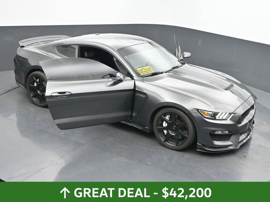 Used 2017 Ford Mustang Shelby GT350 image 59