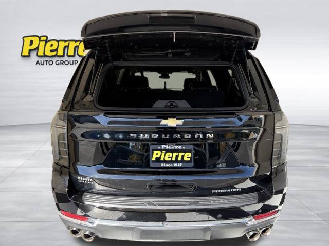 Used 2026 Chevrolet Suburban Premier AWD/4WD image 4