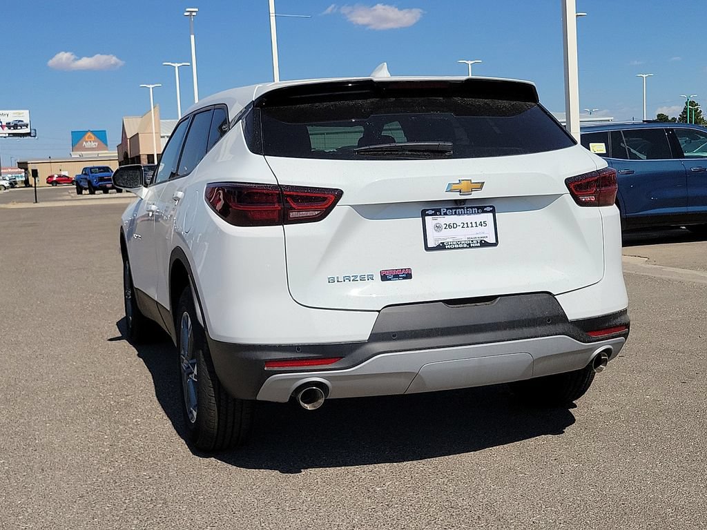 New 2026 Chevrolet Blazer LT FWD image 9