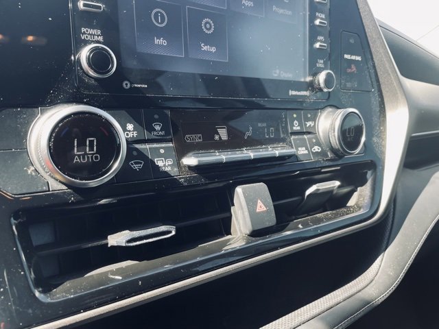 Used 2022 Toyota Highlander L image 15