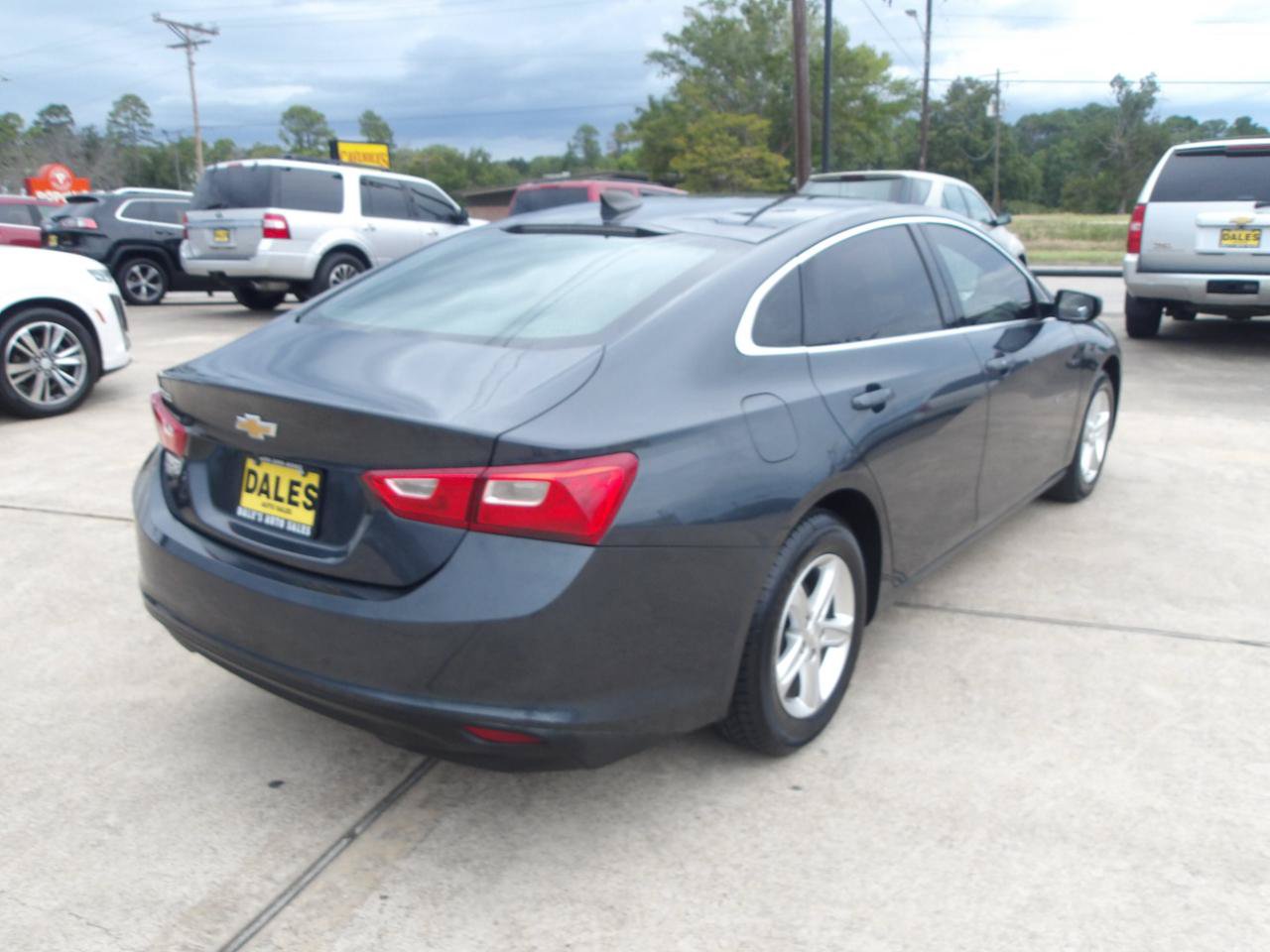 Used 2020 Chevrolet Malibu LS w/ LPO, Convenience Package 2 FWD image 11