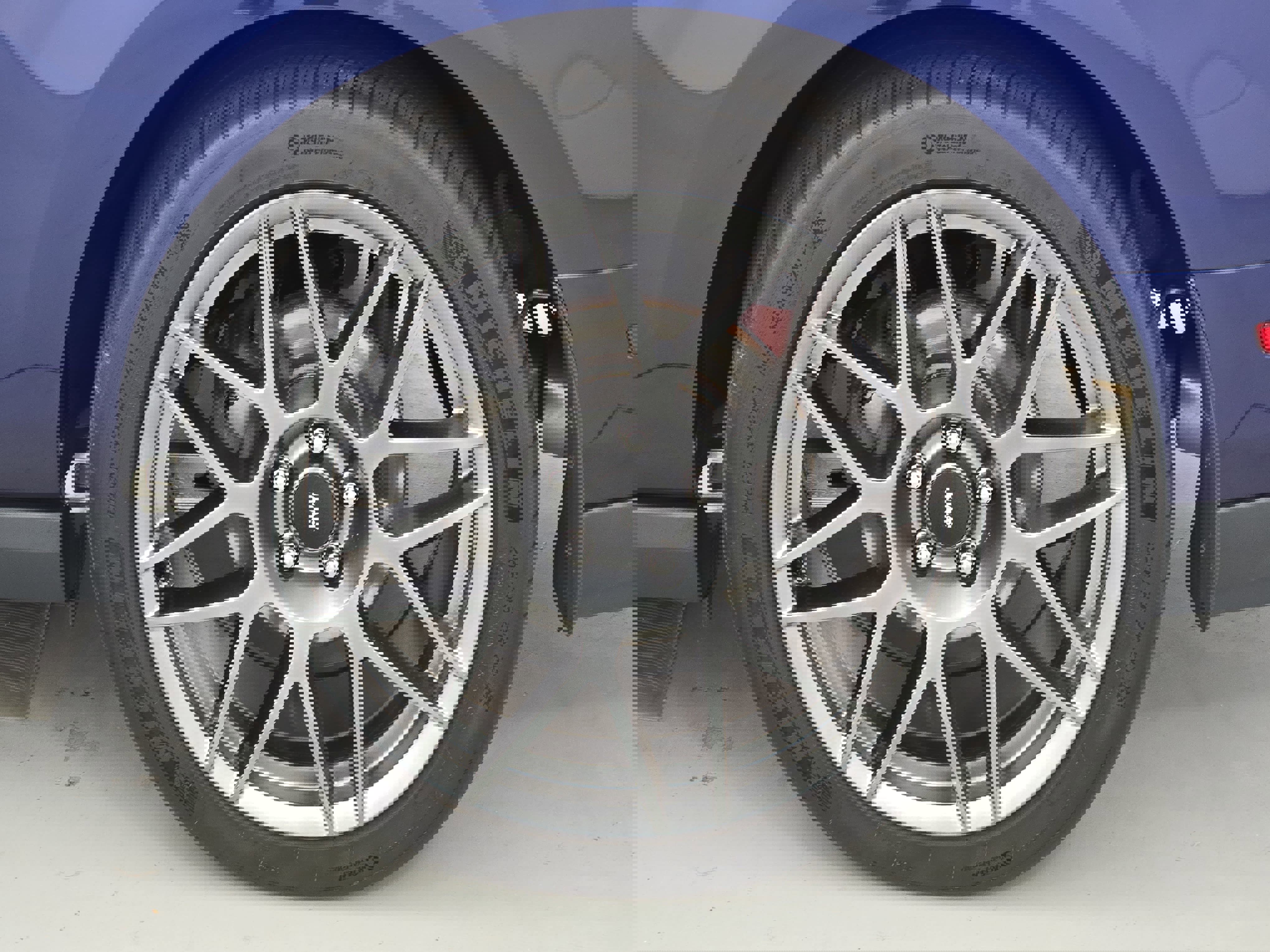 Used 2012 Ford Mustang Shelby GT500 w/ SVT Performance Pkg image 31