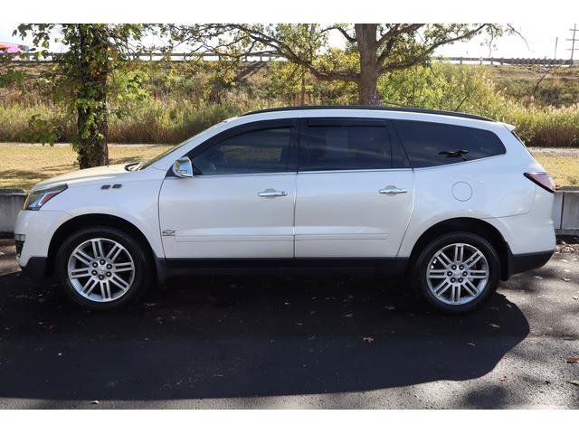 Used 2015 Chevrolet Traverse LT w/ Style and Technology Package image 4