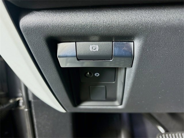 Certified 2024 Land Rover Defender 110 S image 32