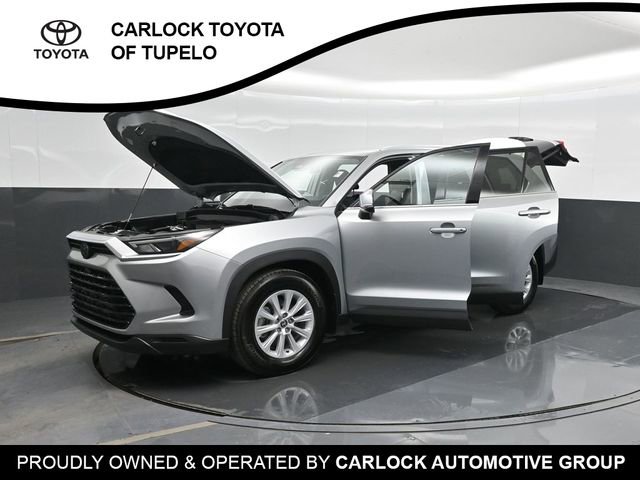 Used 2024 Toyota Grand Highlander XLE image 41