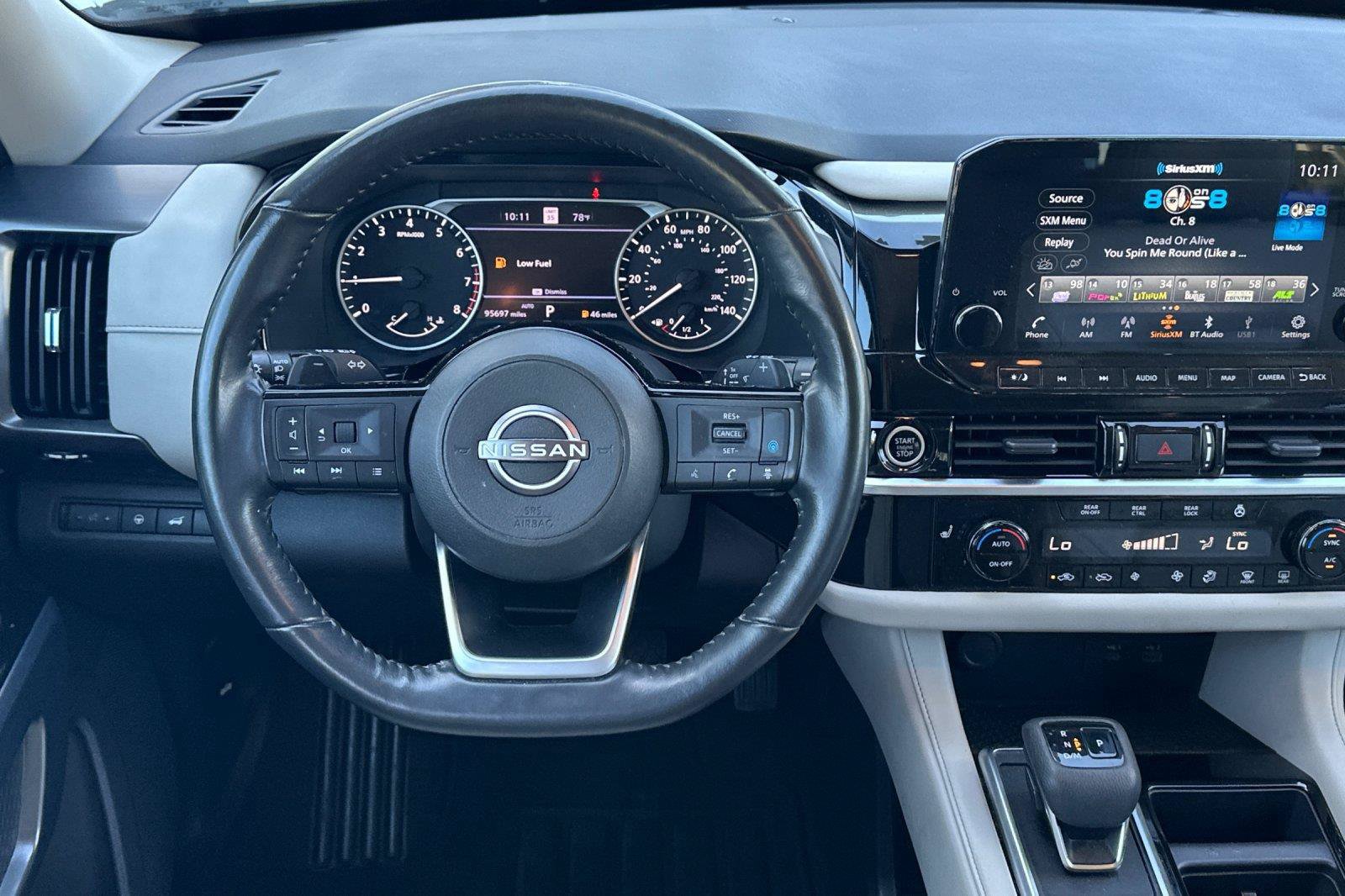 Used 2022 Nissan Pathfinder SL AWD/4WD image 13