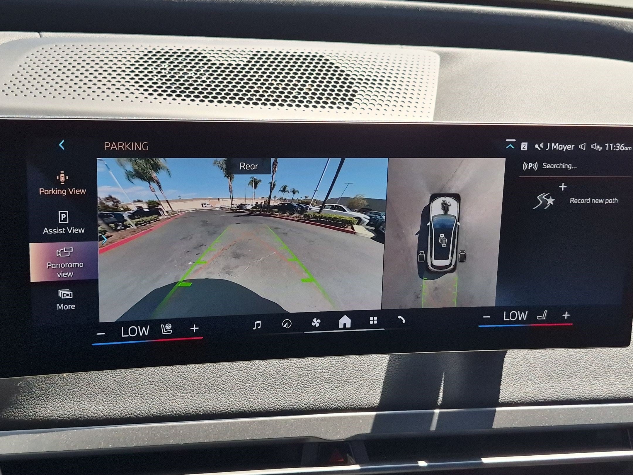 Certified 2025 BMW iX xDrive50 AWD/4WD image 25