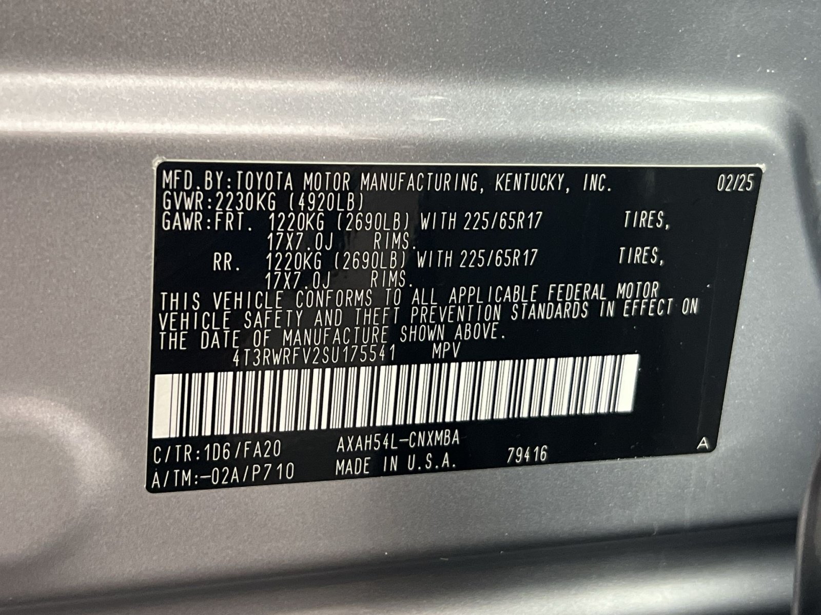 Used 2025 Toyota RAV4 XLE AWD/4WD image 30