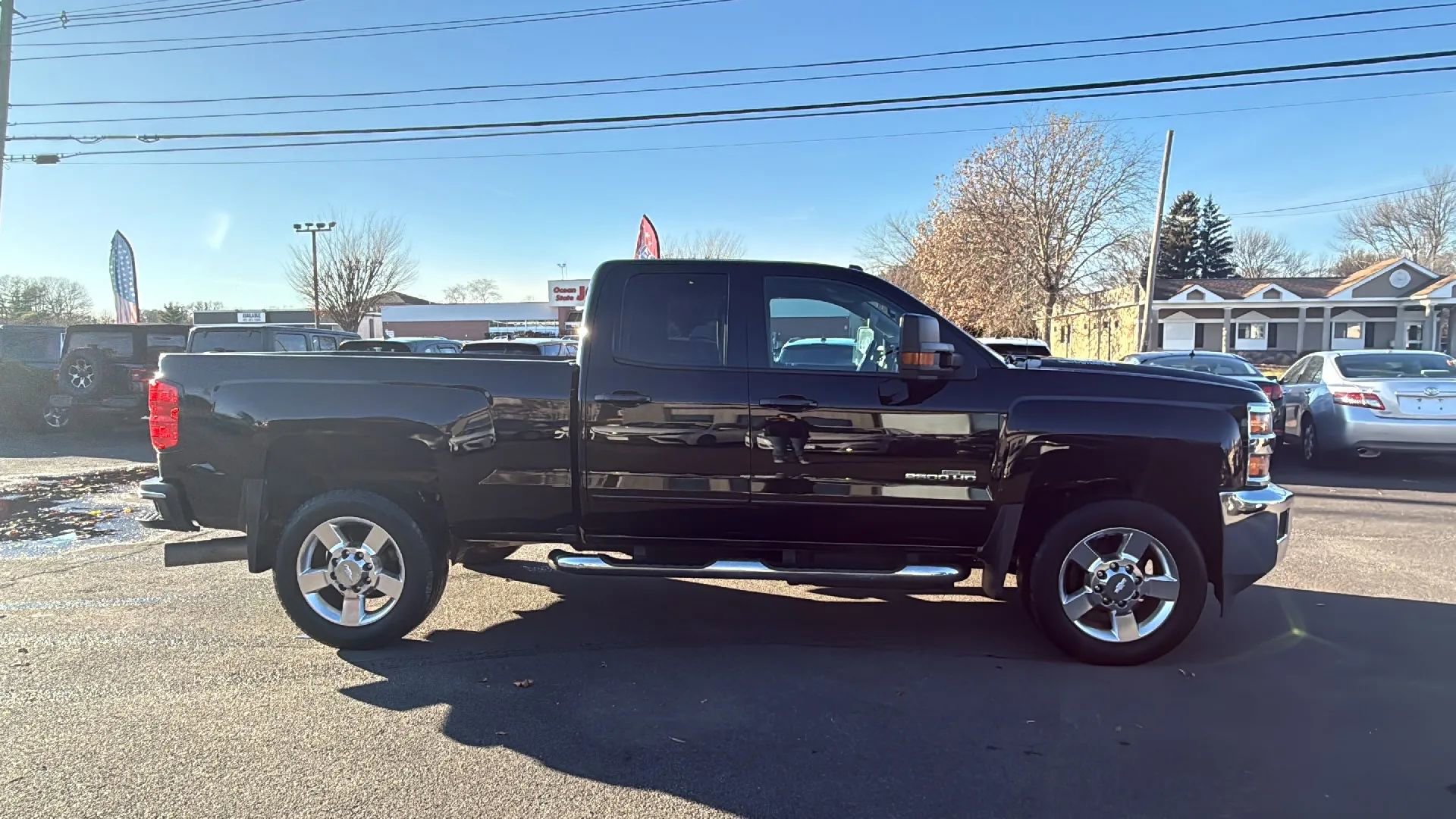 Used 2016 Chevrolet Silverado 2500 LT w/ LT Convenience Package image 10