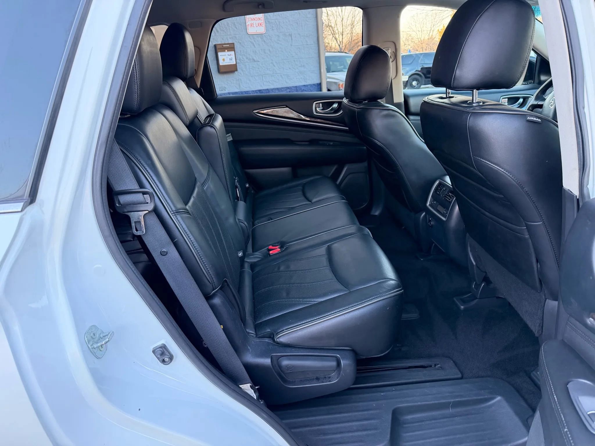 Used 2015 INFINITI QX60 AWD w/ Premium Plus Package image 17