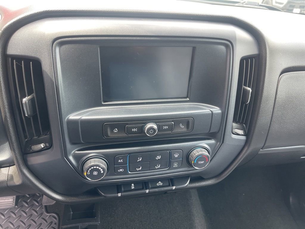 Used 2018 Chevrolet Silverado 2500 W/T w/ Snow Plow Prep Package AWD/4WD image 15