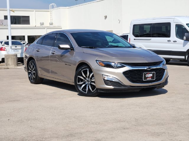Used 2024 Chevrolet Malibu RS FWD image 2