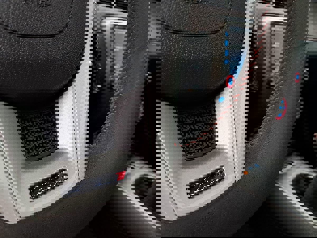 Used 2013 Chevrolet Camaro ZL1 image 18