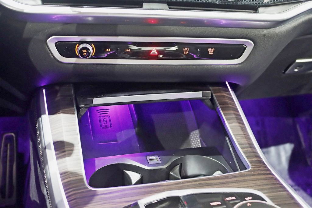 Used 2024 BMW X5 xDrive40i w/ M Sport Package image 27