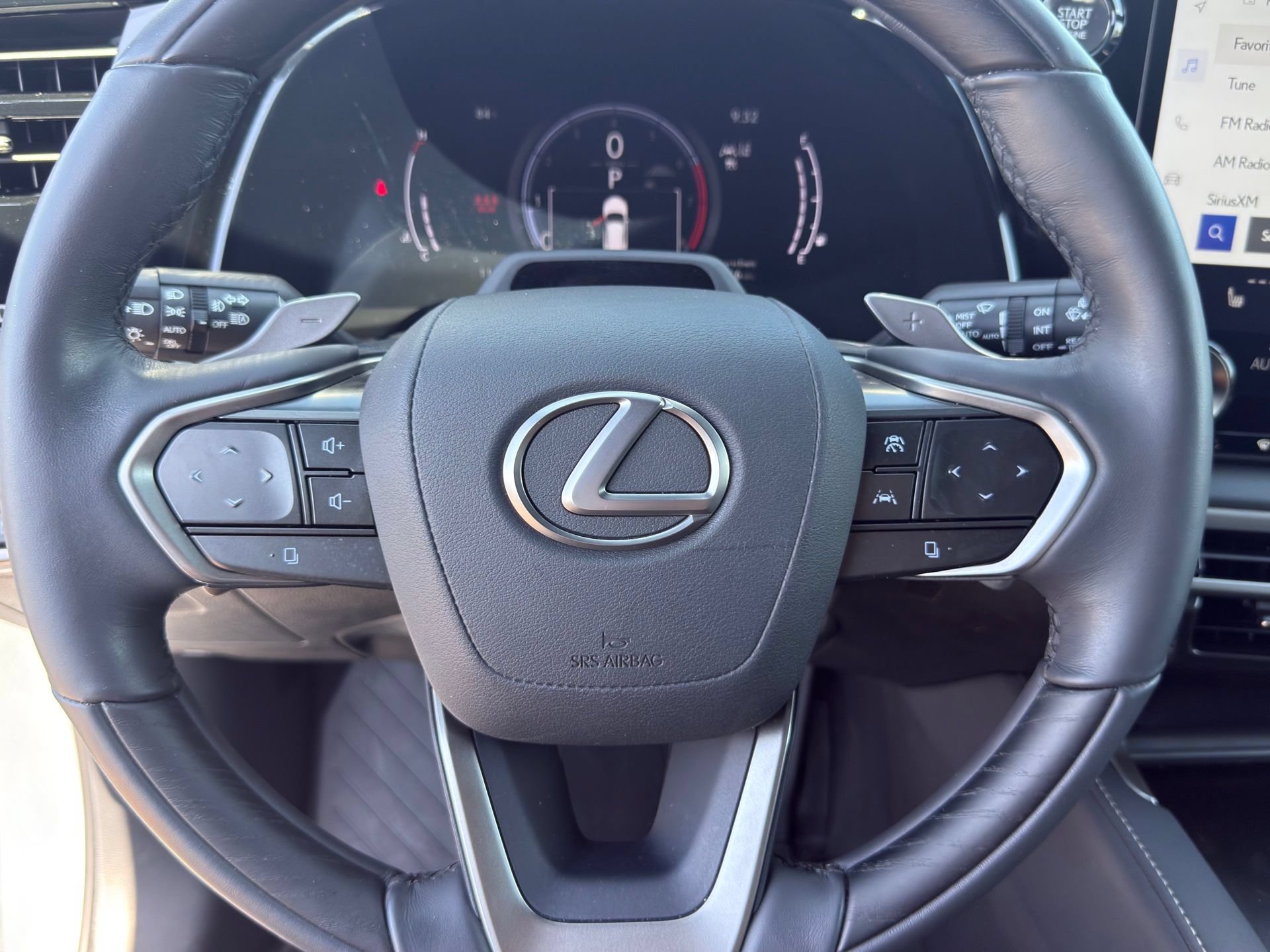 Used 2023 Lexus RX 350 FWD w/ Accessory Package (Z1) image 17