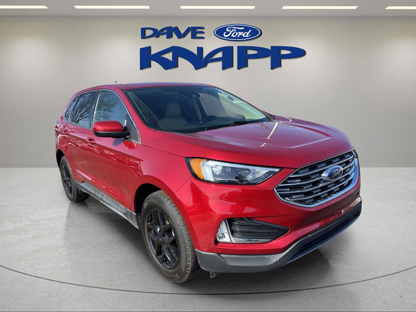 Used 2022 Ford Edge SEL w/ Convenience Package image 3