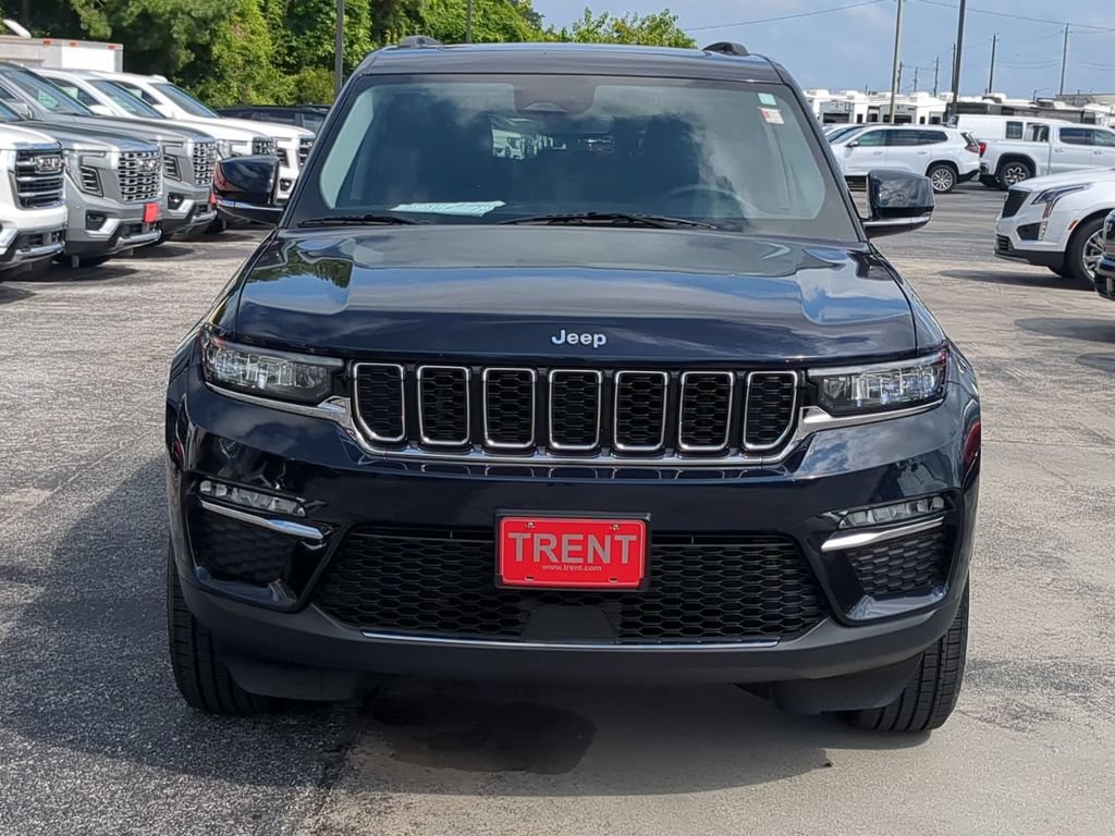 Used 2023 Jeep Grand Cherokee Limited AWD/4WD image 8