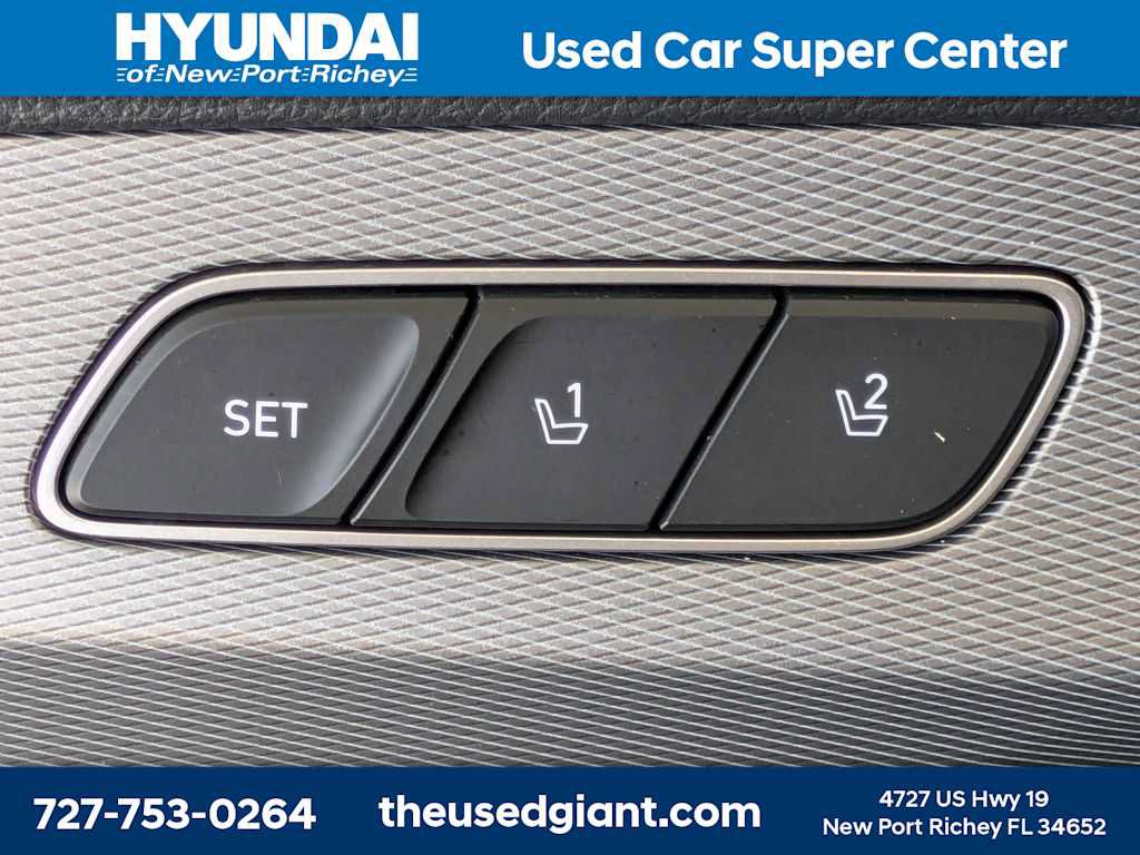 Used 2022 Hyundai Palisade SEL w/ Premium Package FWD image 25