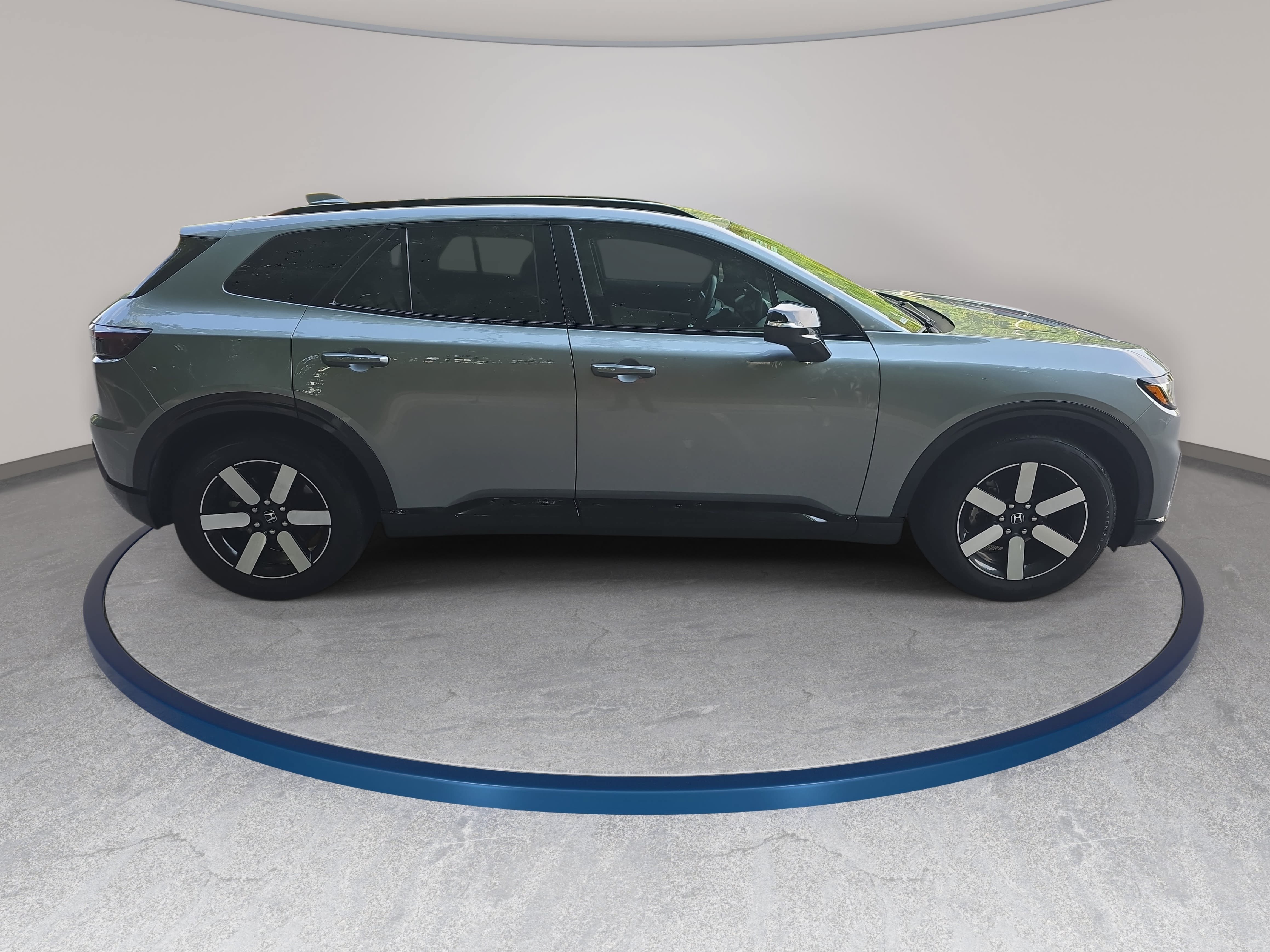 Used 2025 Honda Prologue Touring image 4