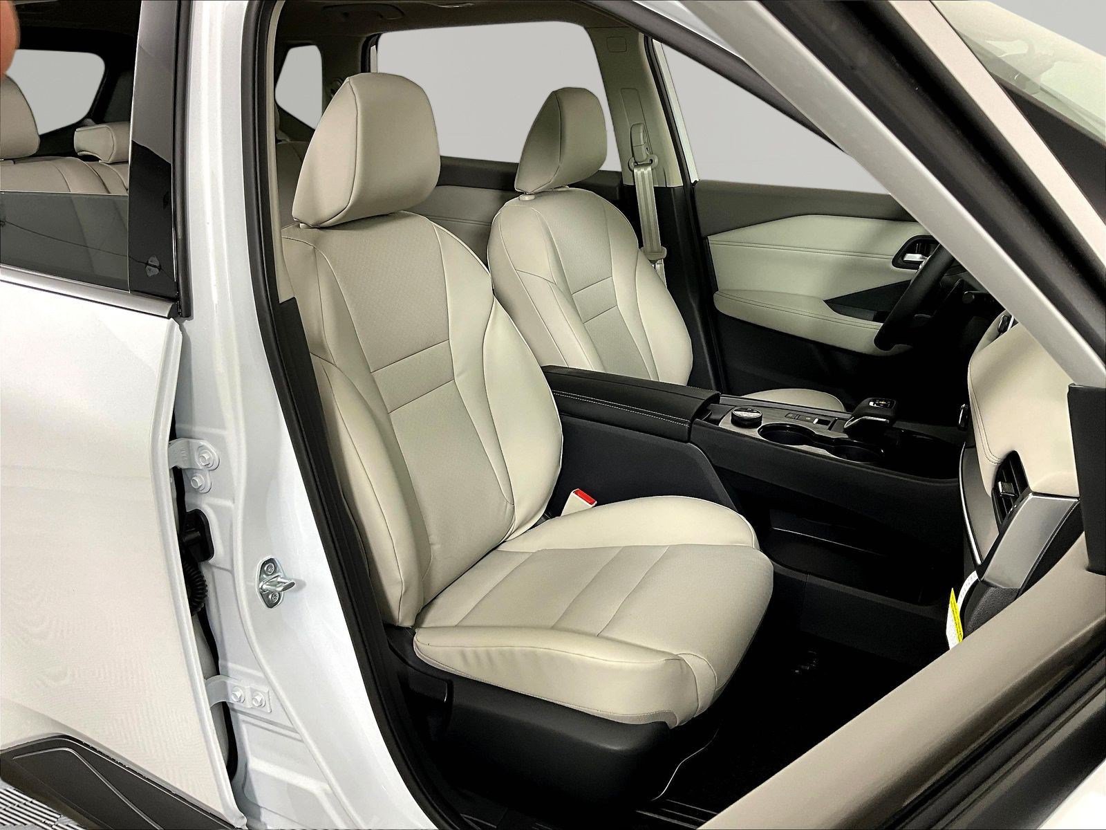 New 2026 Nissan Rogue Dark Armor AWD/4WD image 19