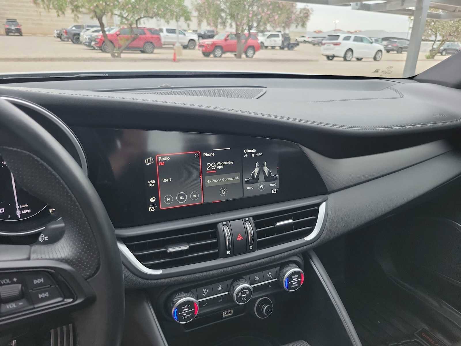 Used 2020 Alfa Romeo Giulia Ti Sport w/ Quick Order Package 22S Sport AWD/4WD image 24