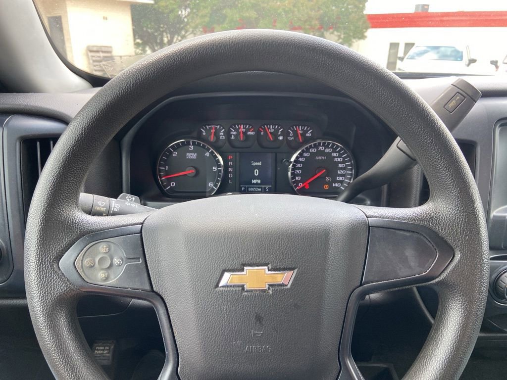Used 2018 Chevrolet Silverado 1500 Custom w/ Custom Value Package AWD/4WD image 34