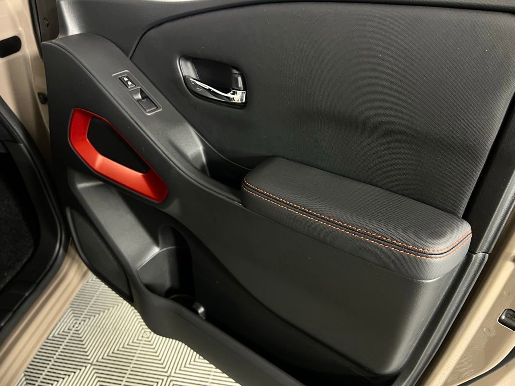 Used 2024 Nissan Frontier Pro-X w/ Technology Package image 32