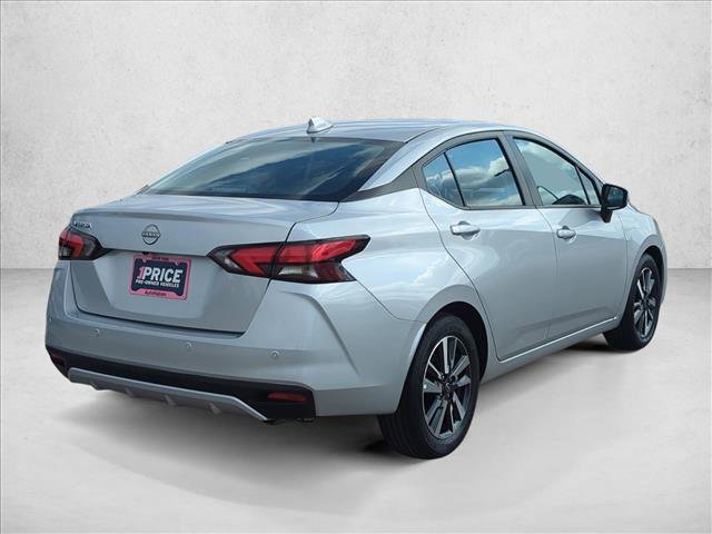 Used 2025 Nissan Versa SV image 6