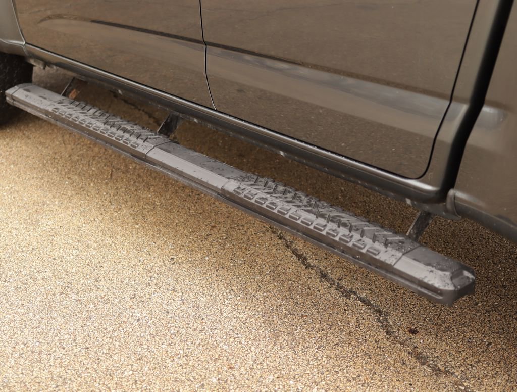 Used 2017 Chevrolet Colorado Z71 image 34