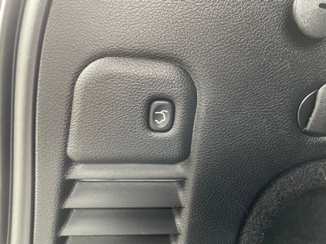 Used 2019 Jeep Grand Cherokee SRT image 32