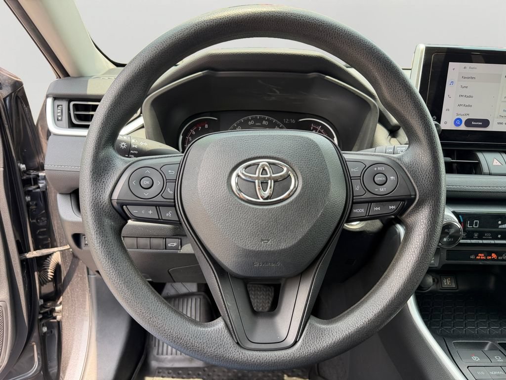 Used 2024 Toyota RAV4 XLE w/ Convenience Package AWD/4WD image 19