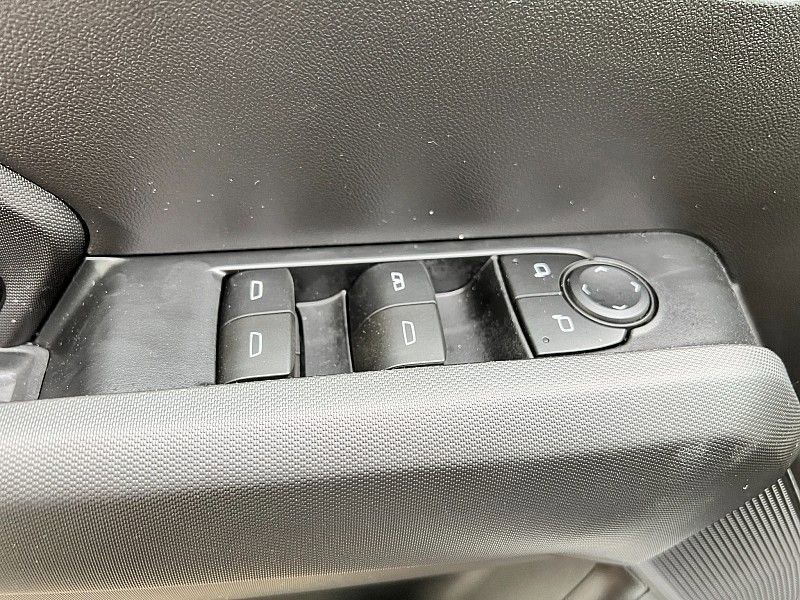 Used 2024 Chevrolet Colorado Trail Boss AWD/4WD image 18