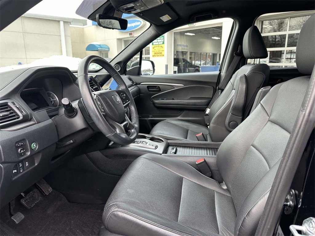 Certified 2023 Honda Passport EX-L image 13
