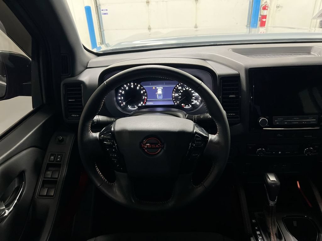 Used 2024 Nissan Frontier Pro-X RWD image 11