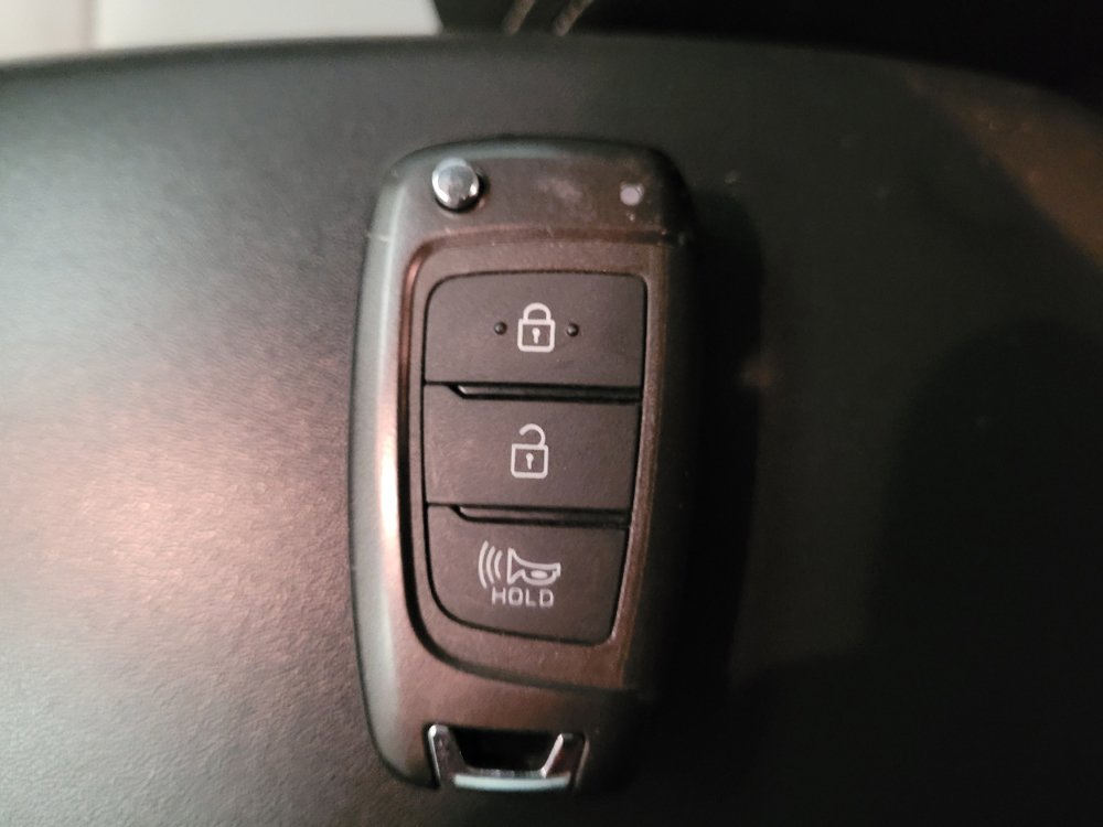 Used 2021 Hyundai Venue SEL w/ Cargo Package FWD image 32