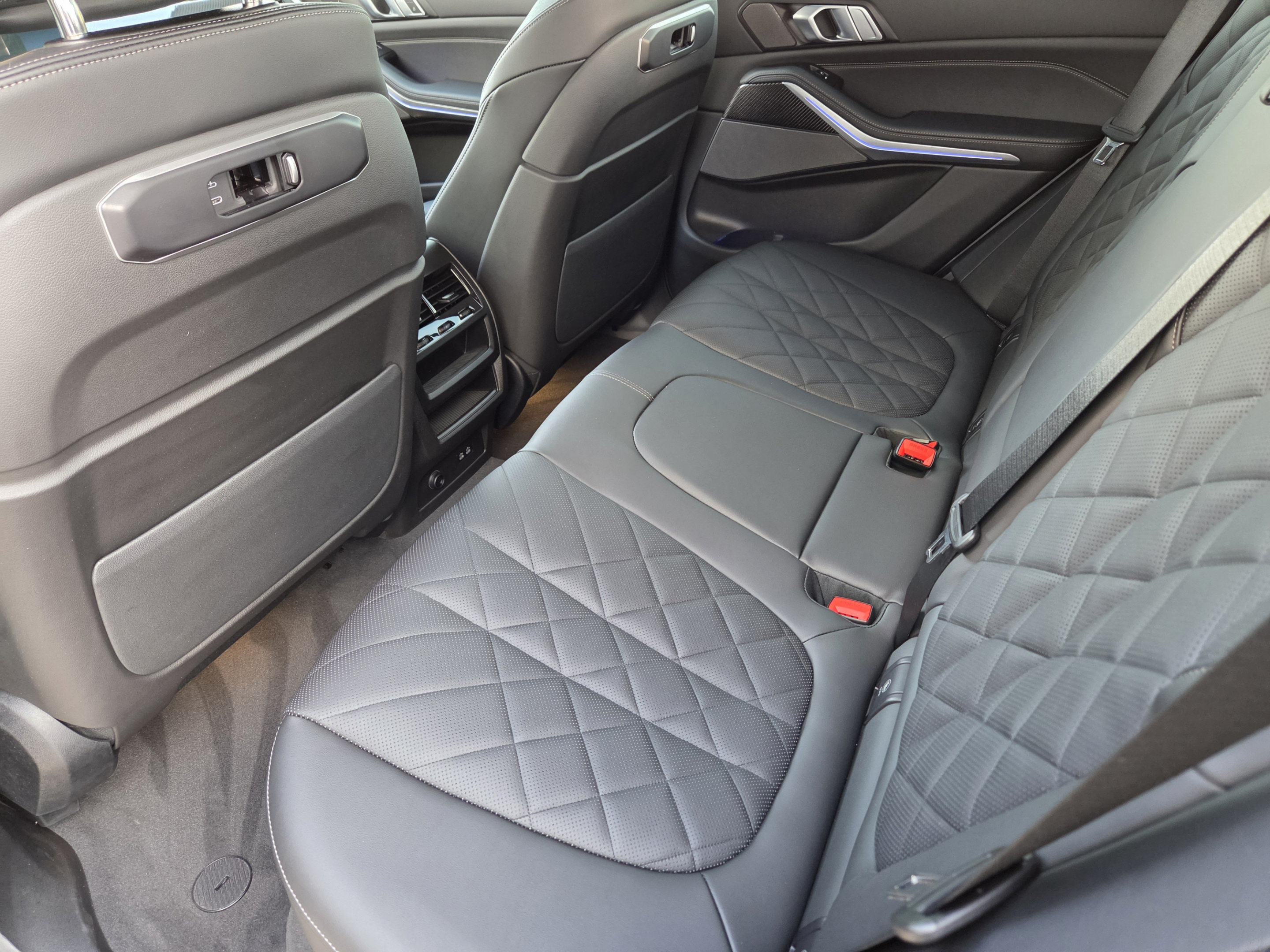 Used 2025 BMW X5 M60i w/ M Sport Professional Package AWD/4WD image 27