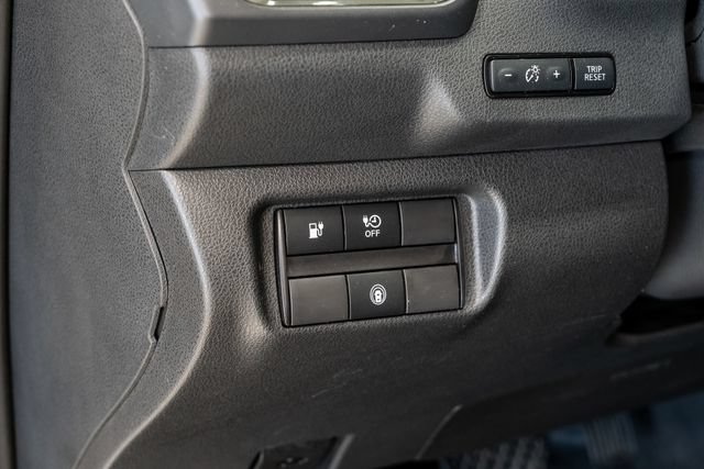 Used 2025 Nissan Leaf S FWD image 12