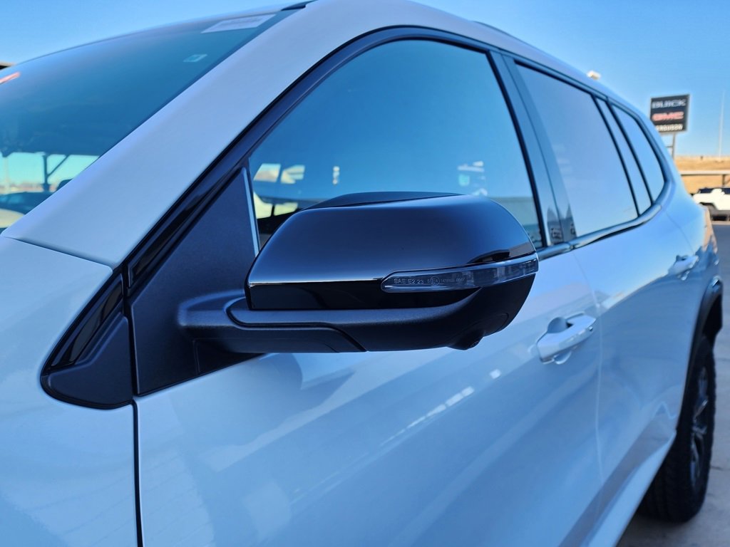 New 2026 GMC Acadia AT4 w/ Luxury Package image 12