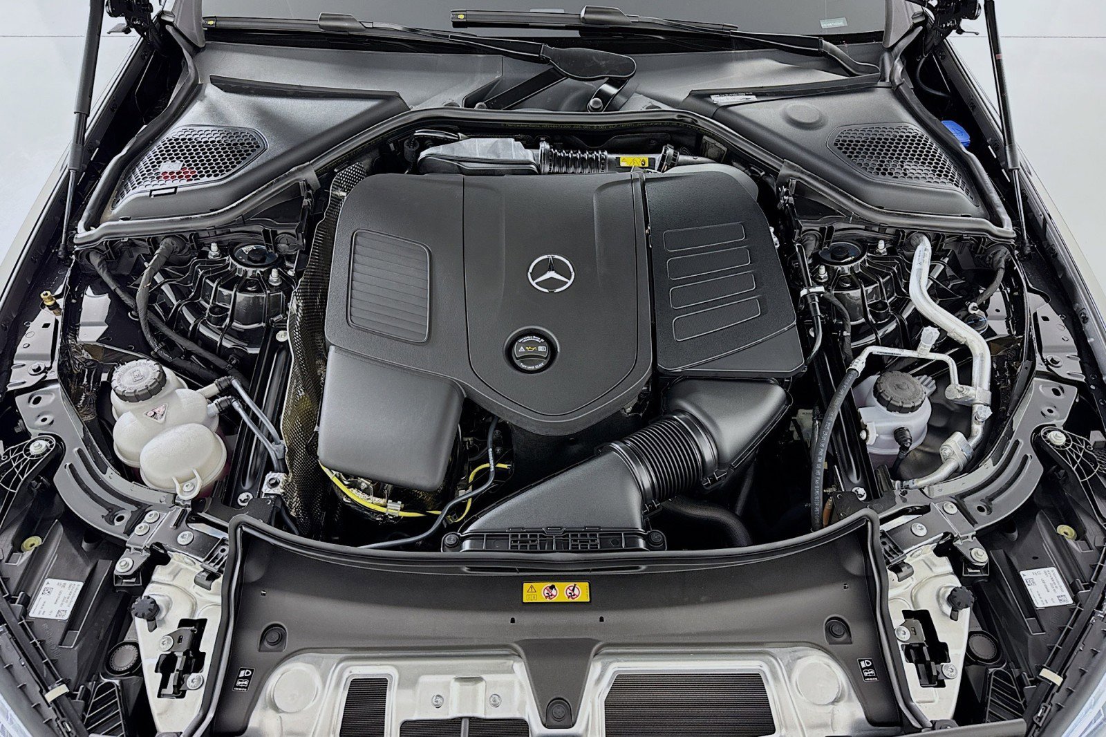 New 2026 Mercedes-Benz E 350 4MATIC Sedan image 10
