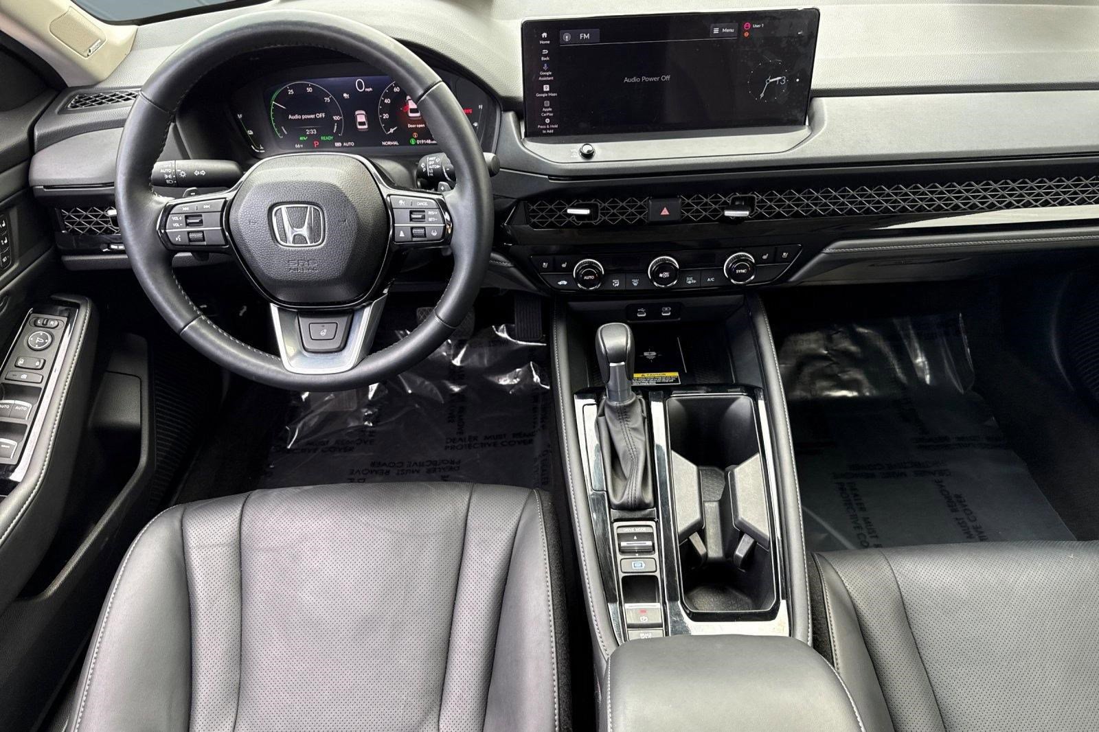 Certified 2025 Honda Accord Touring image 27