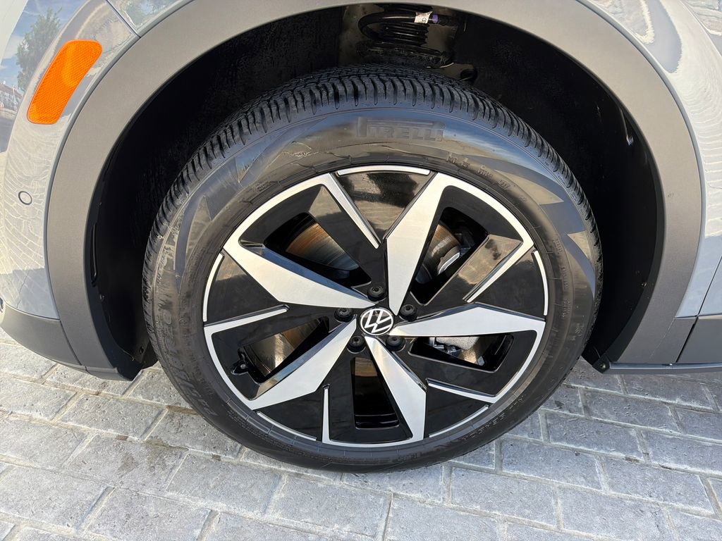 Certified 2025 Volkswagen ID.4 Pro S AWD/4WD image 28