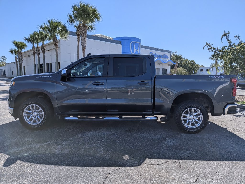 Used 2019 Chevrolet Silverado 1500 LT w/ All-Star Edition AWD/4WD image 7