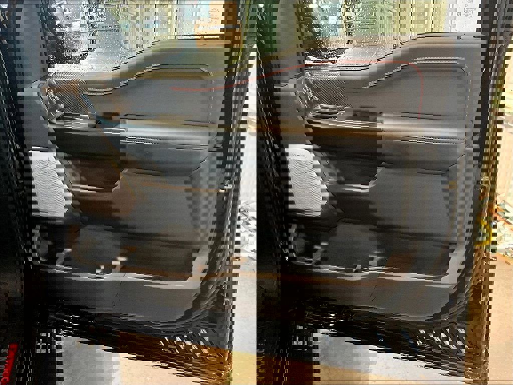 Used 2025 Ford F150 Raptor image 12