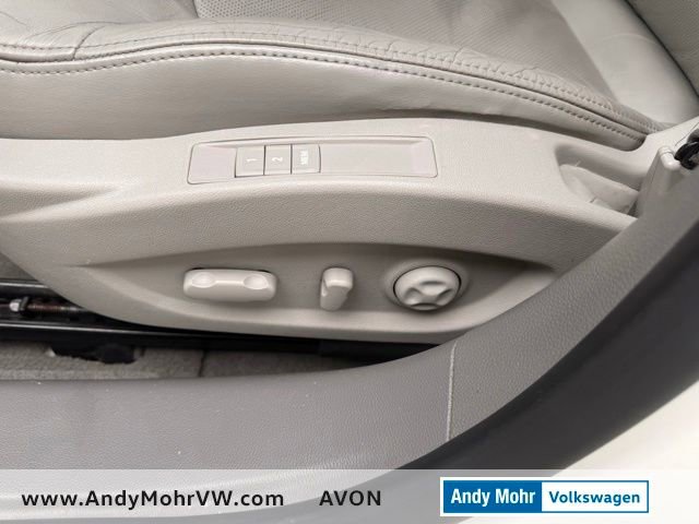 Used 2011 Buick LaCrosse CXL w/ Luxury Package FWD image 15