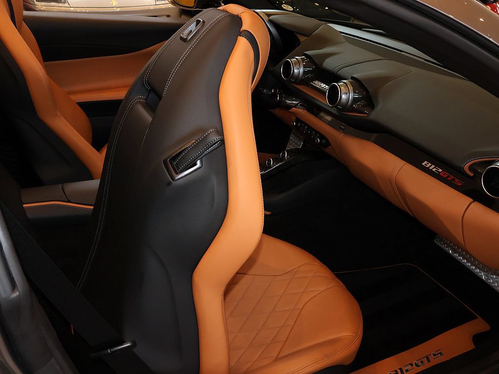 Certified 2022 Ferrari 812 GTS RWD image 35