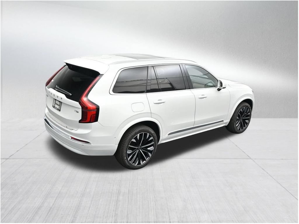New 2026 Volvo XC90 T8 Plus w/ Protection Package Premier AWD/4WD image 17