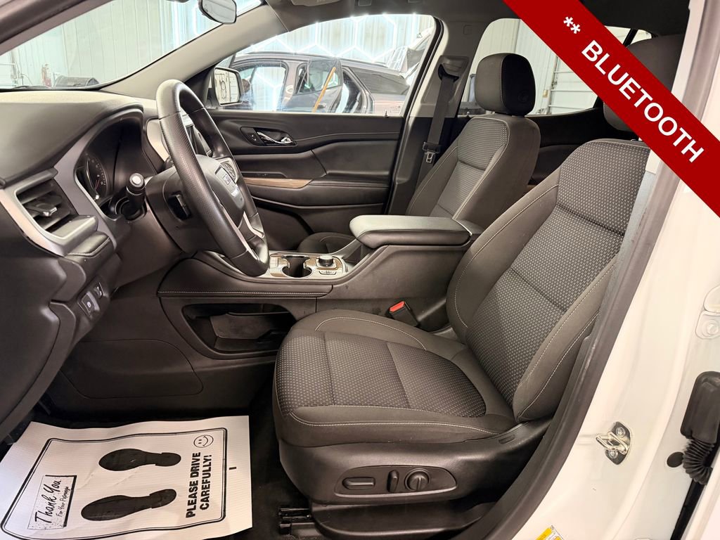 Used 2023 GMC Acadia SLE w/ Driver Convenience Package image 11